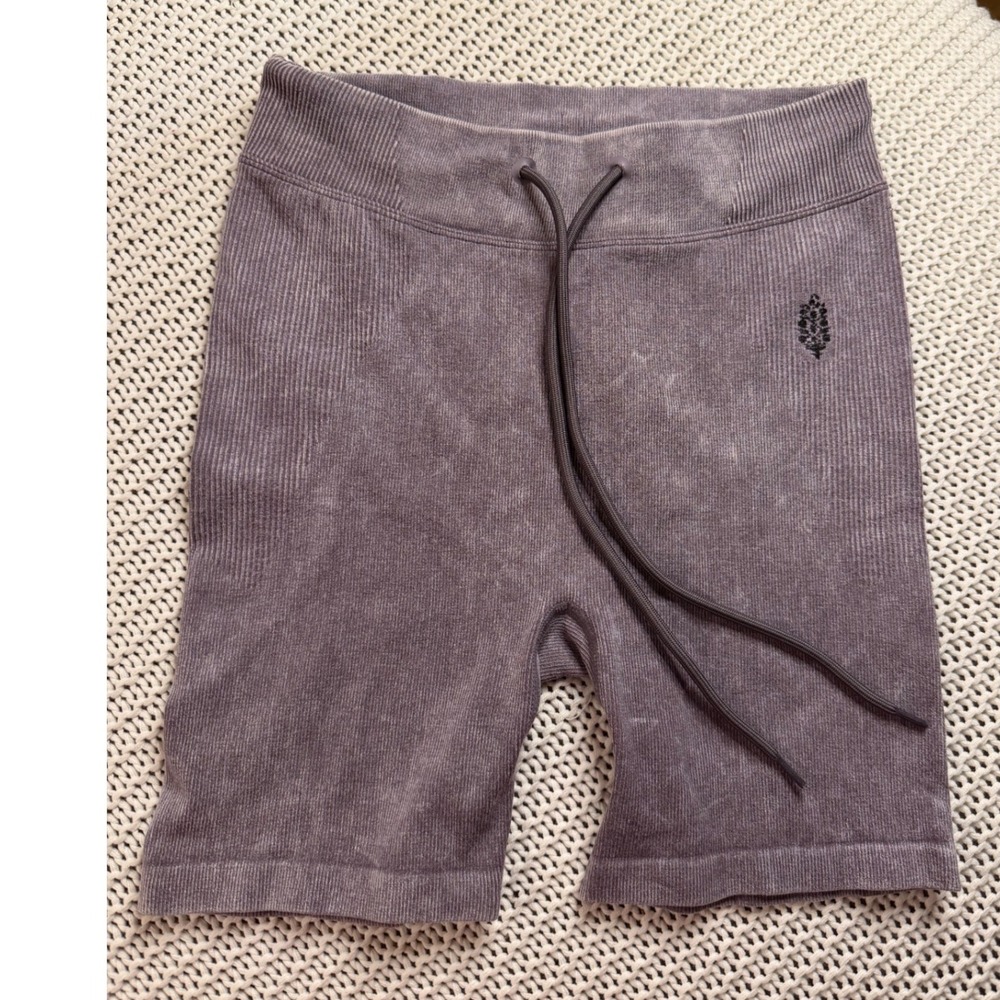 Free People Movement Good Karma Ribbed Biker Shorts Purple Mineral Wash XS/S